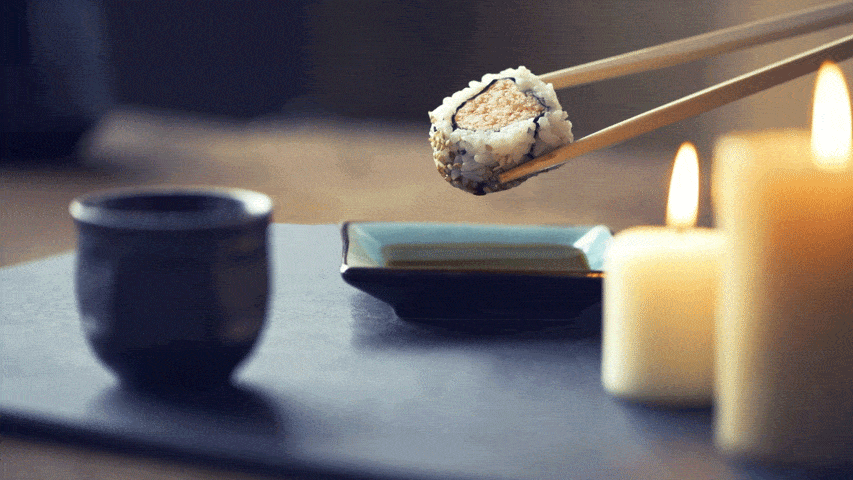 Cinemagraph of sushi soy drip
